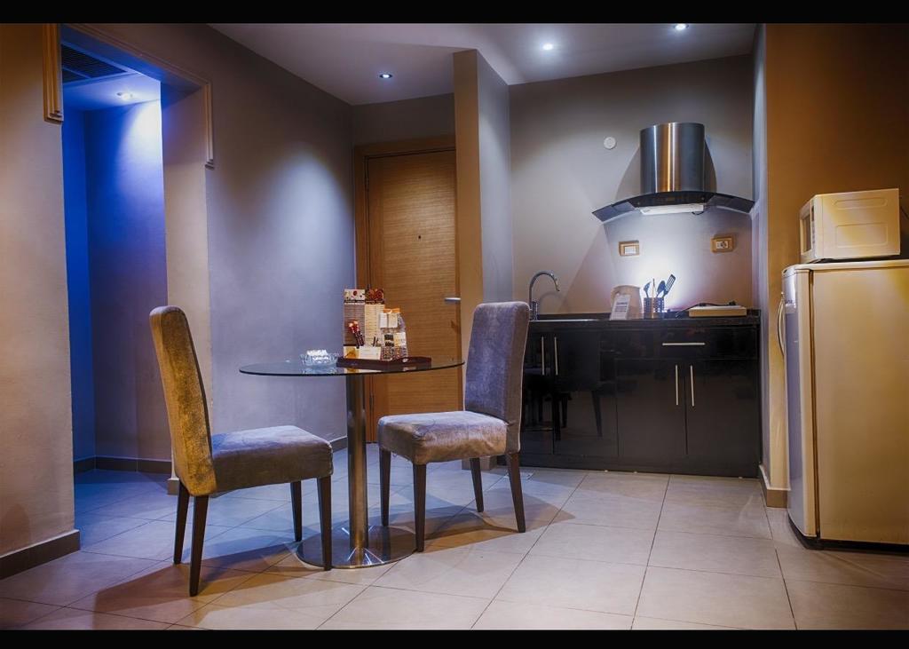 Crystal Suites Amman Ngoại thất bức ảnh